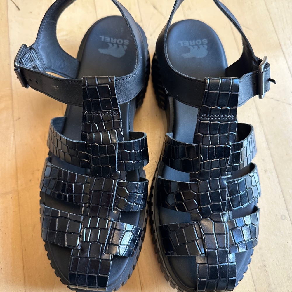 New Sorel Black Fisherman lug sole sandal, 10, PG1473 - Picture 3 of 6